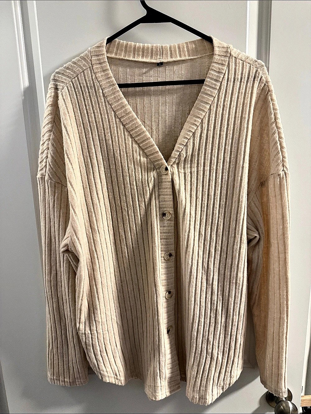 🥳 5 for $25 BUNDLE Ribbed Button-Front Cardigan in Beige Size Large Like New